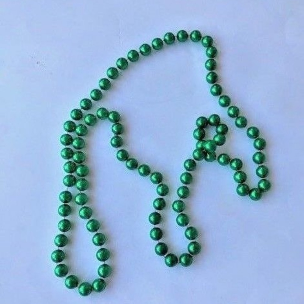 St Patricks Day Green Bead Necklace 70" L Parade Party New Vintage